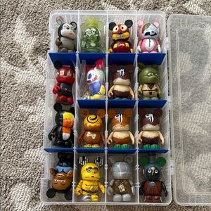 Disney Vinylmation Colorful Vinyl Collectible Toy Set